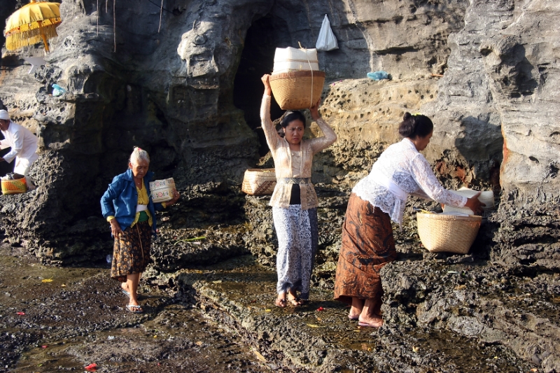 Tanahlot temple, Bali Indonesia 3.jpg - Indonesia Bali Tanahlot temple